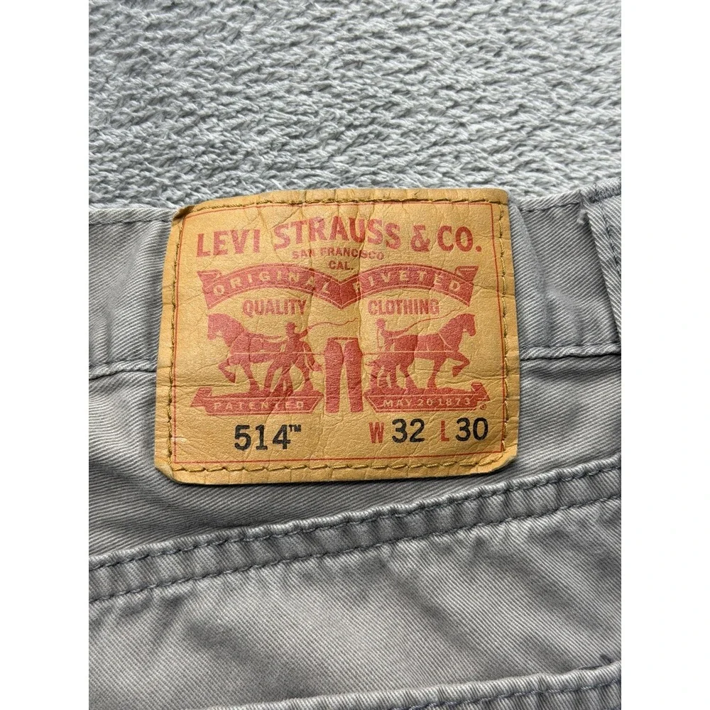 Levis 514 Jeans Mens Measured 33x28 Gray Straight Leg 100% Cotton Denim‎ Casual